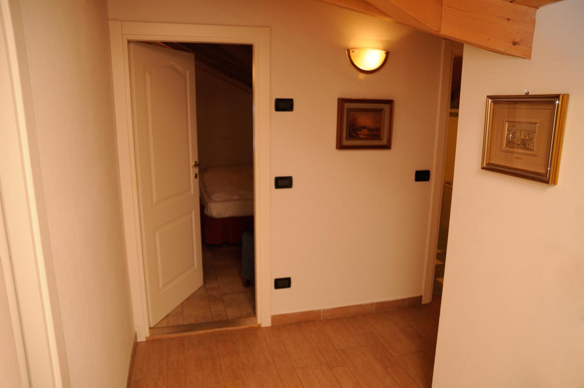 Roe Apartment 판키아 외부 사진